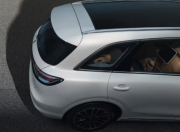 鸿蒙智行尚界H5陶瓷白官图发布